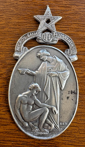 Vintage hospital medal jewel - vintage,