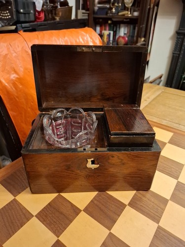 Antique wooden tea caddy with - wooden,