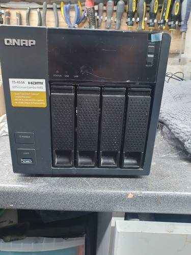 Qnap 453a nas - used,