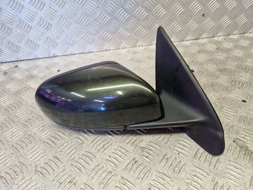 Volvo v70 wing - volvo, driver