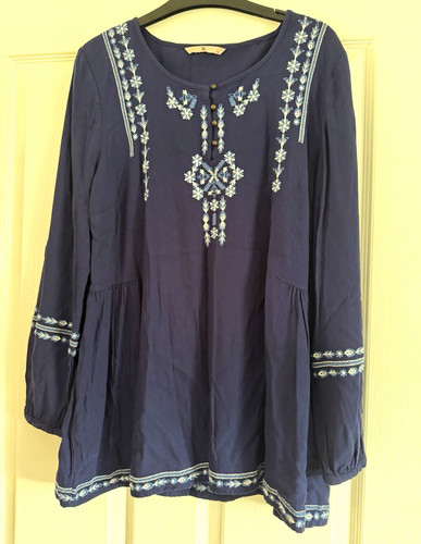 Navy floral embroidered - navy,