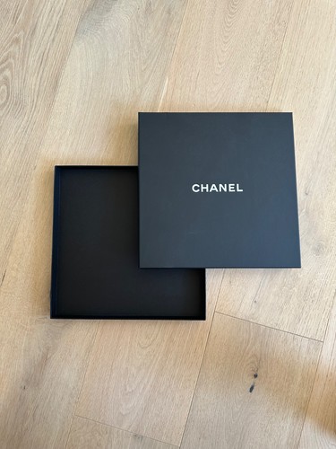 New auth chanel - chanel, medium