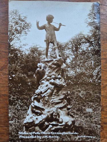 Statue peter pan - of,