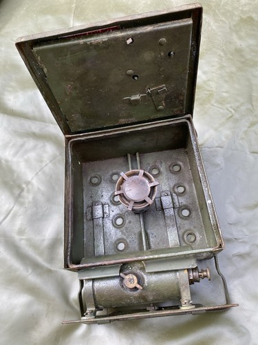 Military petrol cooker 2 - military,