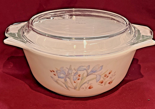 Vintage pyrex blue iris - vintage, round