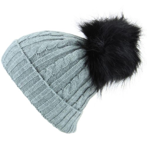 Cable knit knitted beanie - knit, pom