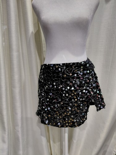 Nwt emerson lang black - lang, sequin