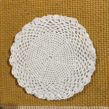 Set Of 6 Hand Crocheted Mats 17cm White Cotton M833