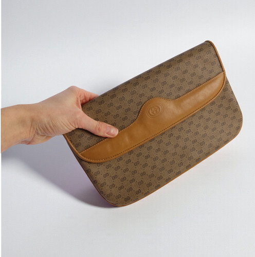 Vintage 1980s gucci clutch - vintage, bag