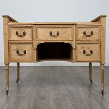 Antique 20th Century Good Quality Pine Kneehole Desk ( REF AF-4594 )