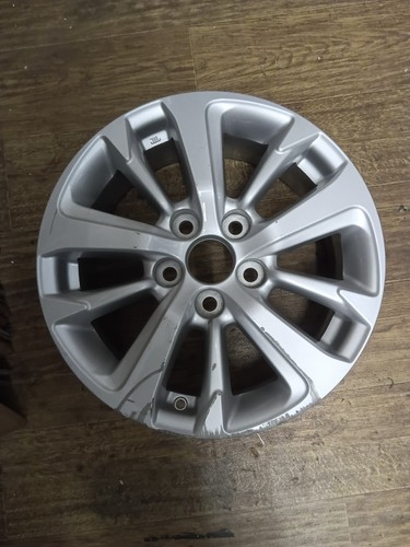 Toyota auris silver alloy - auris, 16"