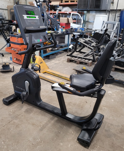 Matrix recumbent bike - r-es,
