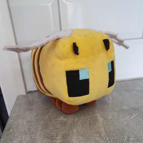 Official minecraft mattel bee - mattel,