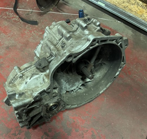 Vauxhall f28 gearbox - vauxhall,