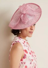 Phase Eight Bow Detail Oval