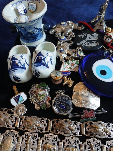 Joblot tourist jewellery and - joblot,