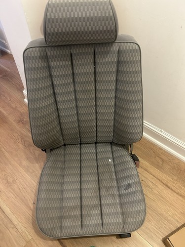 Mercedes benz 190e - benz, cloth