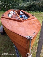 Redwing Sailing Dinghy Classic Uffa Fox Designed Wooden Clinker 14 ft Boat
