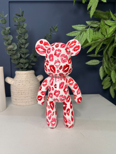 Kiss print bear ornament - kiss,