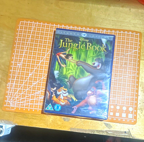Disney the jungle - the,