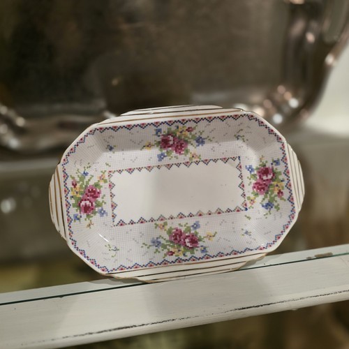 Royal albert petit - royal, "petit