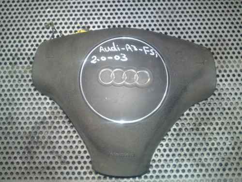 Audi 2003 driver right - audi,