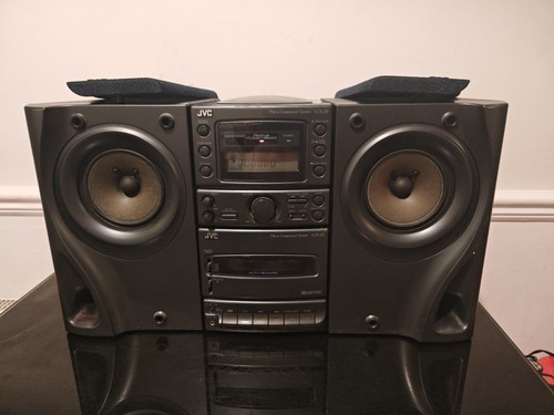 Jvc cassette radio cd - am,