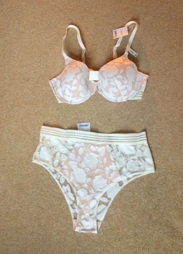 Next holly ivory floral - ‘holly’,