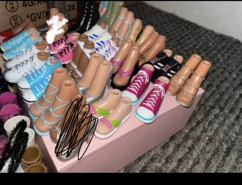 Bratz doll shoes - doll,