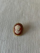 Vintage gold tone faux Cameo