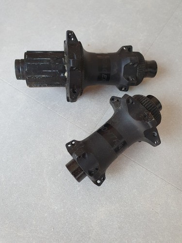 Bontrager hubs 24h shimano - hubs,