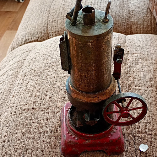 Live steam stationary - steam,