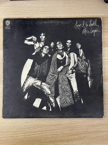 Alice cooper love death - alice, it