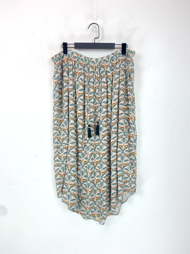 Fat face asymmetric - face, skirt