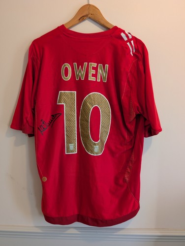 Michael owen signed england - owen,