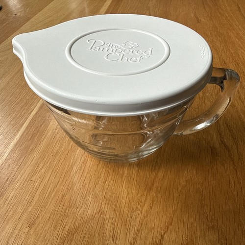 Pampered chef glass measuring - pampered,