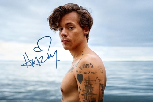 Photo signed by harry - a3,
