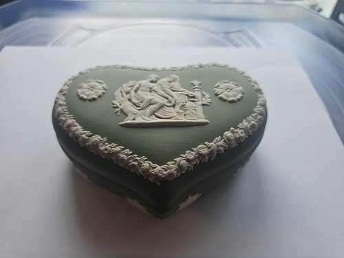 Wedgwood green jasperware - wedgwood,