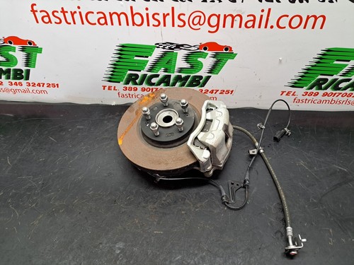 Front right hub - hub, spindle