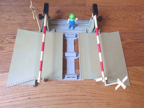Playmobil railway level - playmobil,