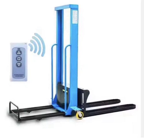 Forklift electric self - forklift,