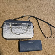 Michael Kors Chain Crossbody