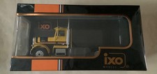 IXO 1:43 FREIGHTLINER FLC 120