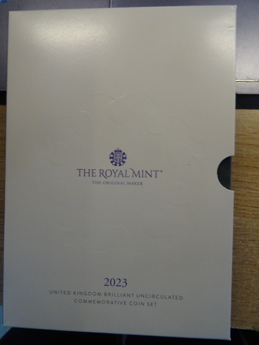 Royal mint 2023 annual - royal,