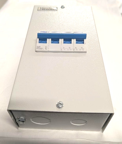Amp pole mains - amp,