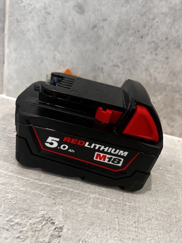 Milwaukee m18b5 0ah red - m18b5, 5.0ah