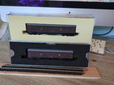 Two Dapol N Gauge Siphon H Wagons In GWR Brown, No's 1432 & 1424