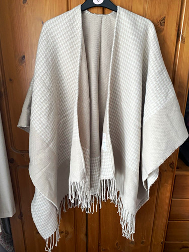 Matalan beige check - beige, shawl