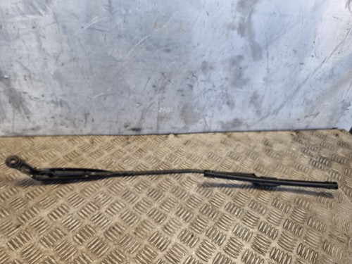Fiat 500 wiper - left, front