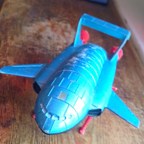 Dinky toys thunderbirds - dinky,